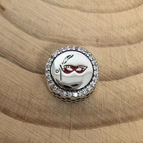 Jewelry - New Orleans exclusive Charm, S925 Silver Bracelets